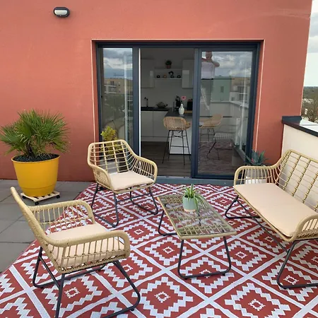 Le Rooftop D'isa Colombelles